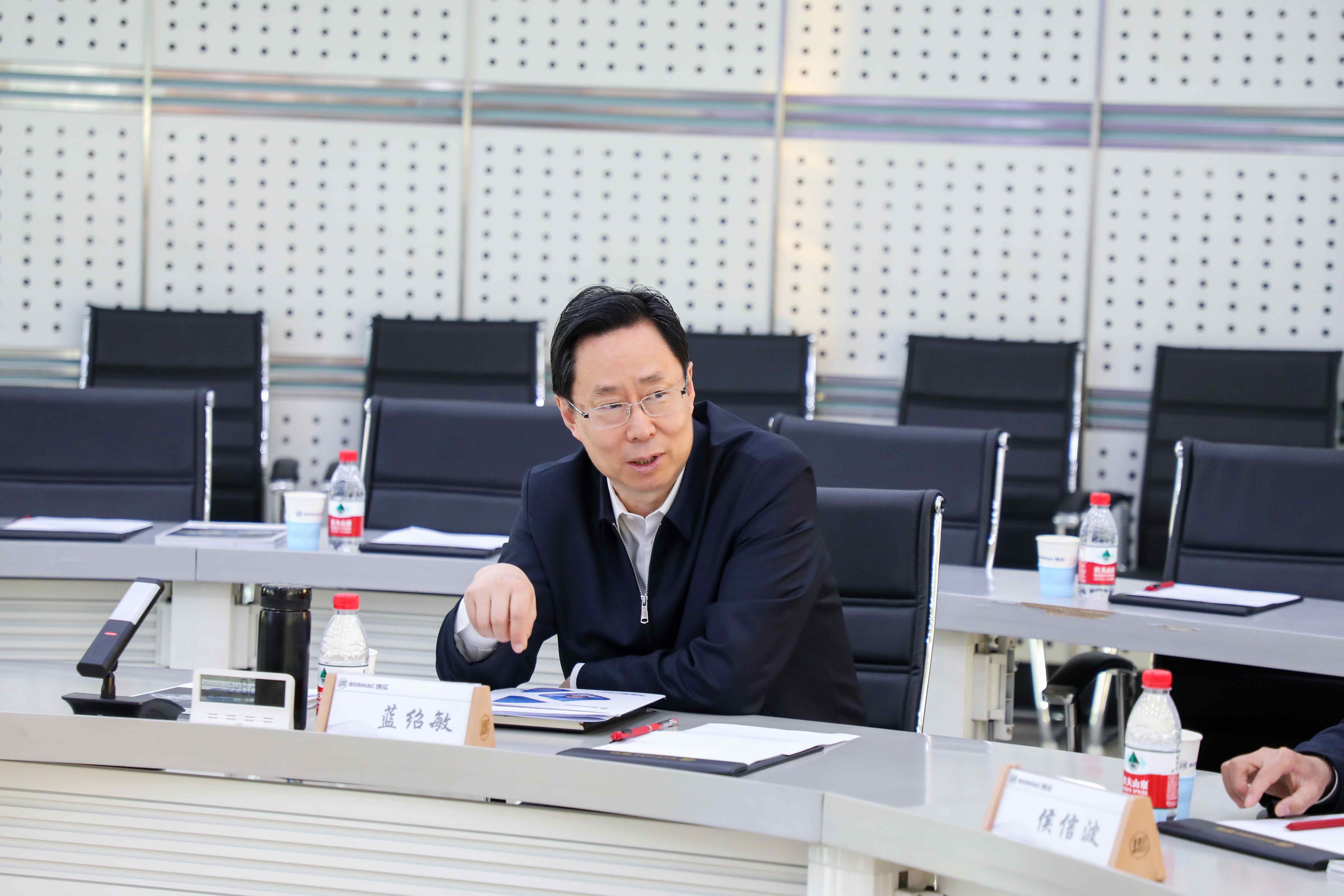 63404acc-cd3a-4028-ae7f-fb9ce67f905f