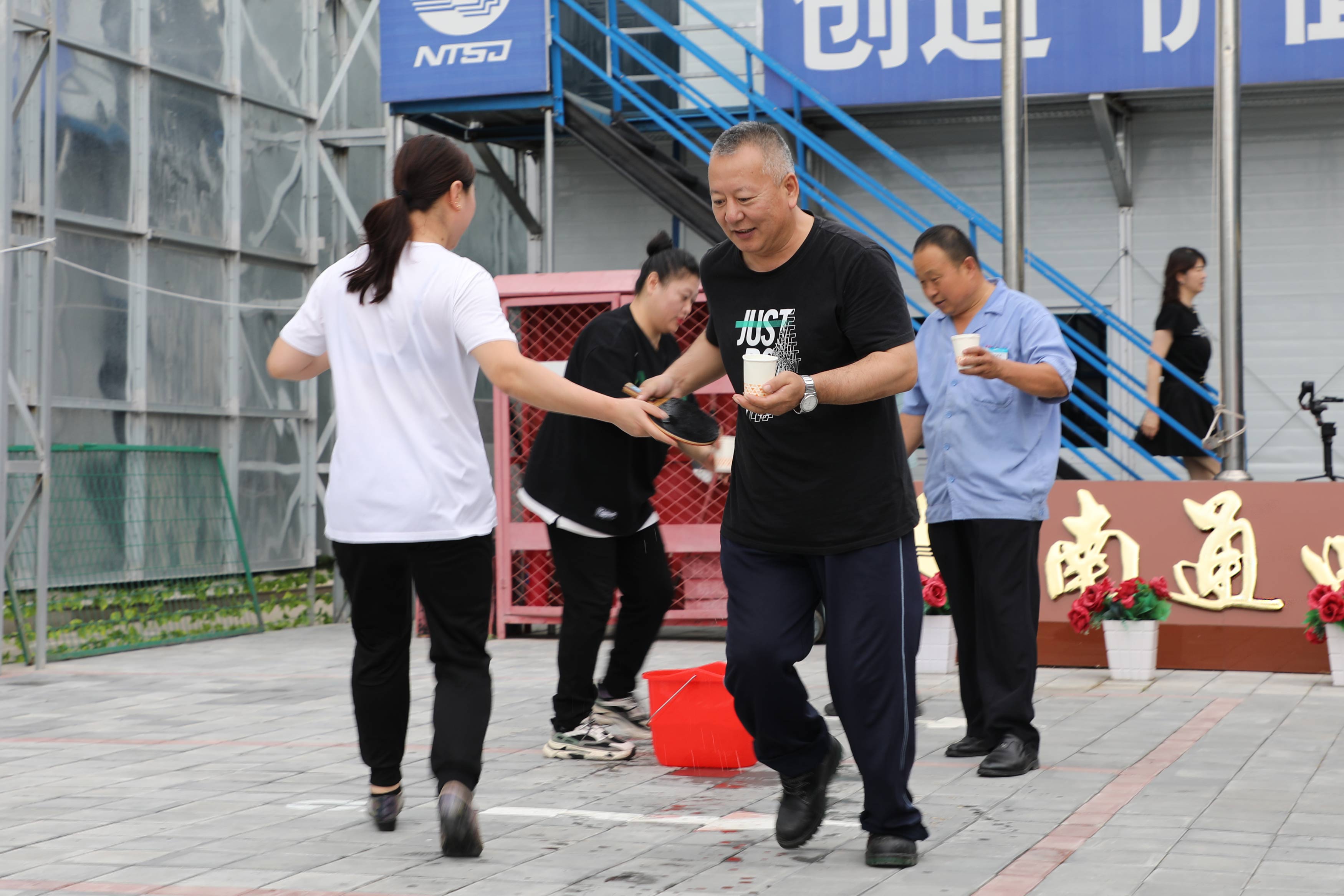 95777807-00d8-4e68-9fae-fb0f2b479057