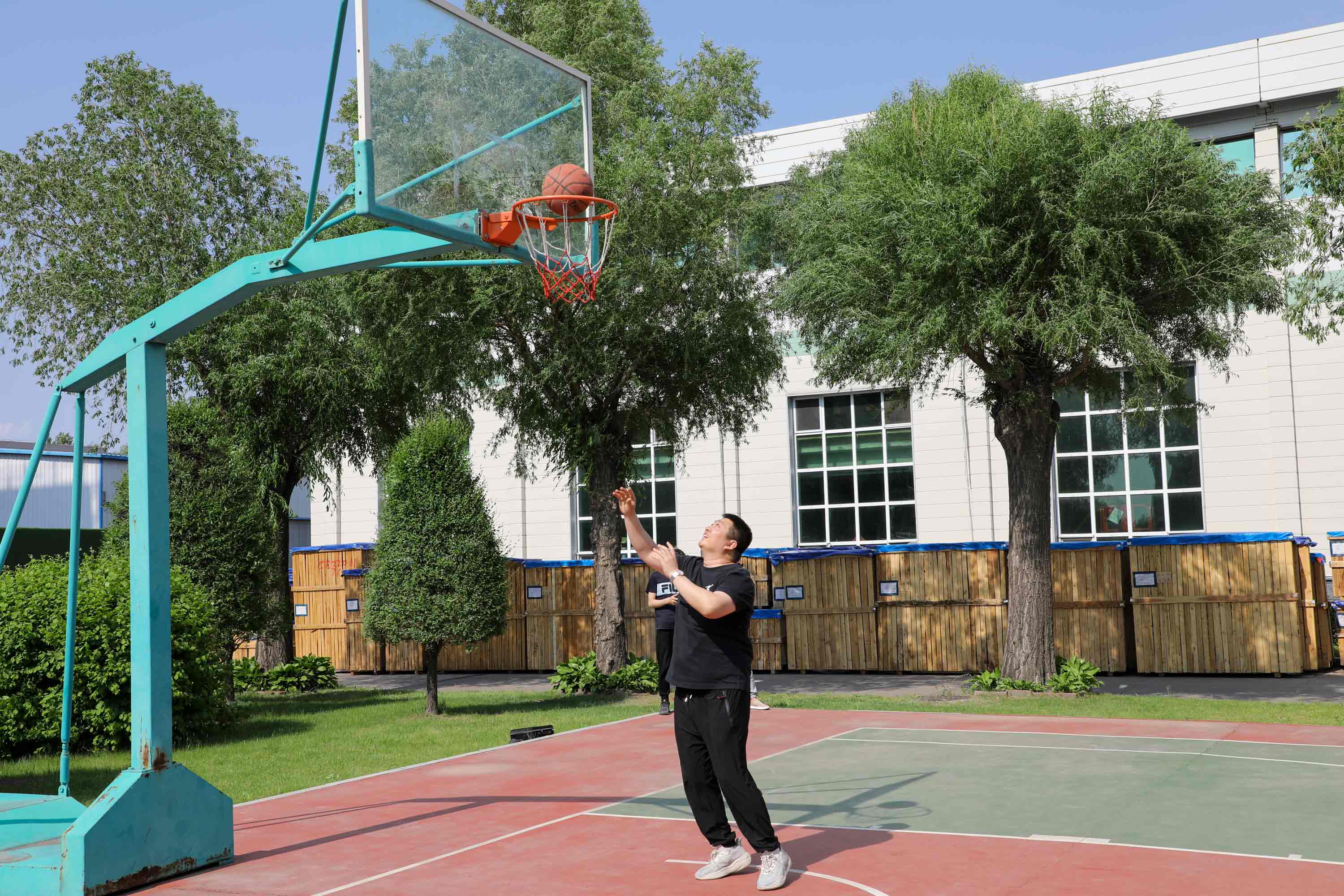 ac0c093f-852f-4c61-a609-e575c01cc6ba