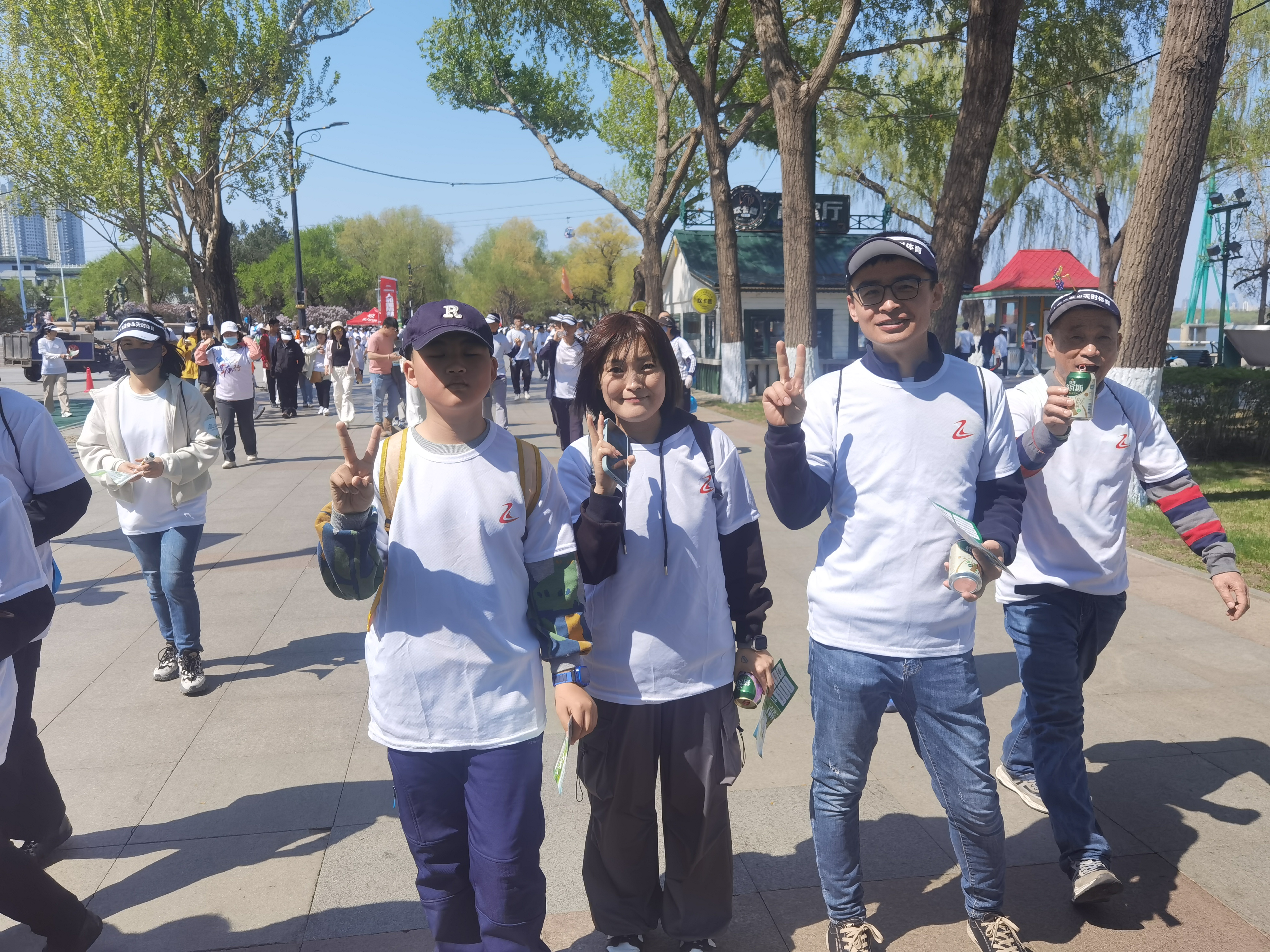 c0a01344-70b5-42fa-b9e1-eea25f15e992